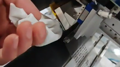 Si të pastrojmë dhe mbajmë printuesin në një printer TTO?